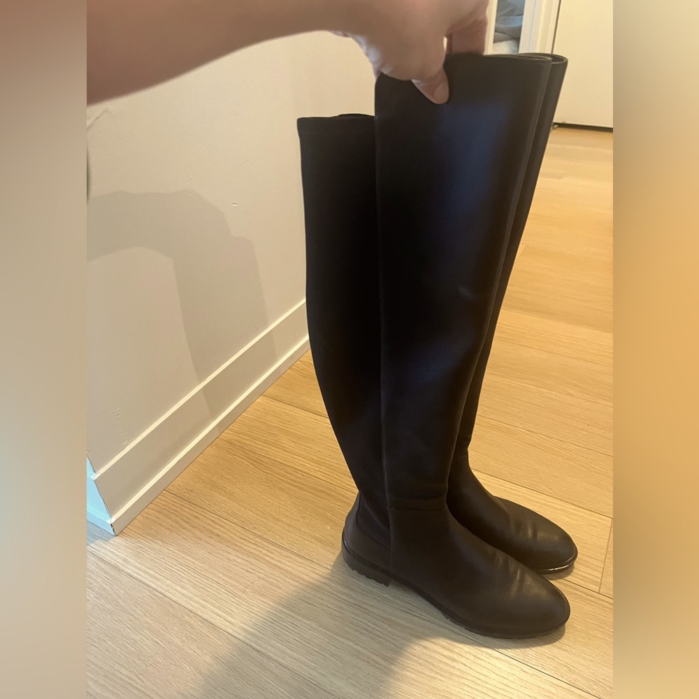 STUNNING over-the-knee black Stuart Weitzman boots 🖤🖤🖤